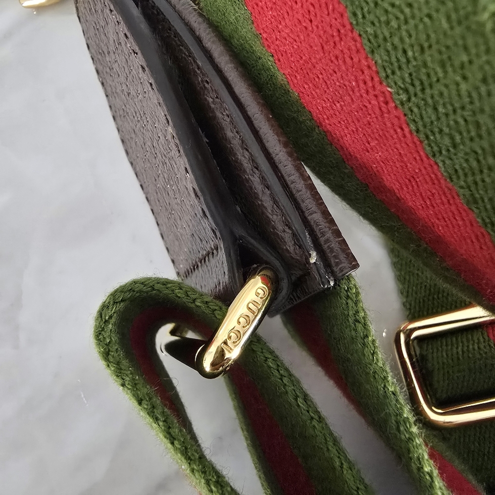 Gucci Jumbo GG Crossbody Bag - Picture 10 of 13